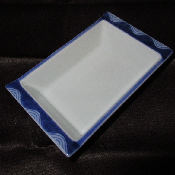 Vintage Japanese rectangular bowl - Picture 4 of 9